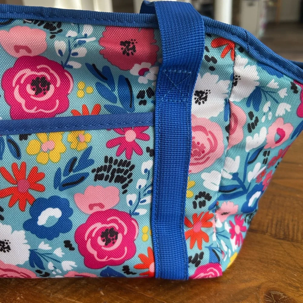 NWT Mainstays Insulated lunch tote floral design 14 x 8”